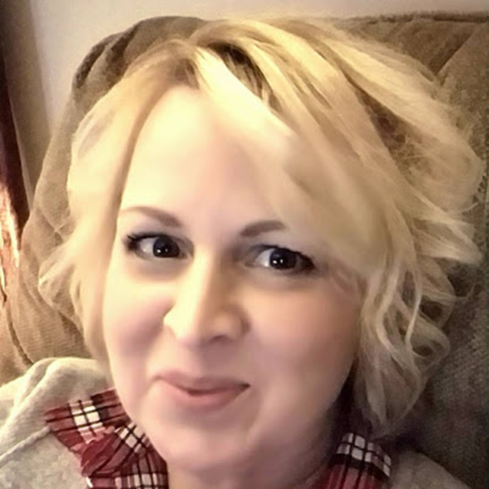 Meet your Posher, Teresa